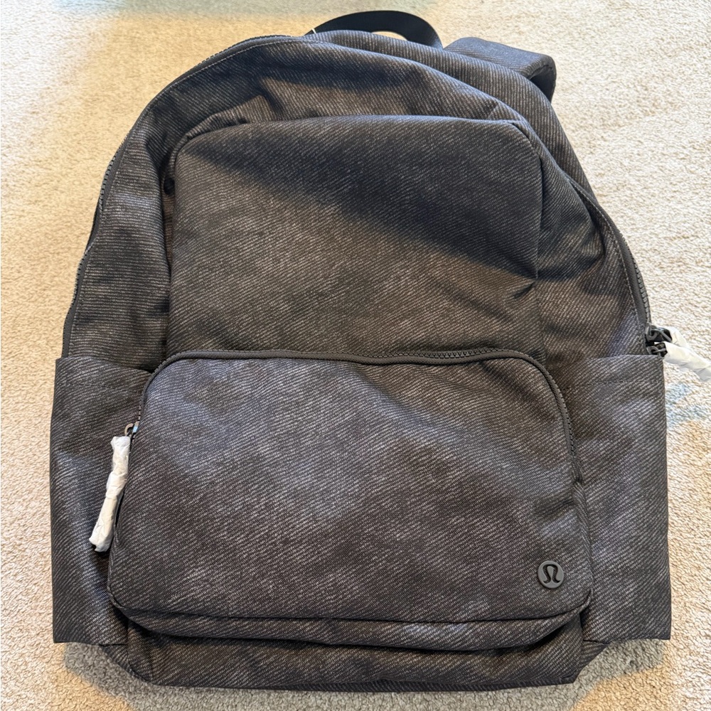 NWT Lululemon Everywhere Backpack Tech Canvas 22L OCNA - Picture 5 of 8